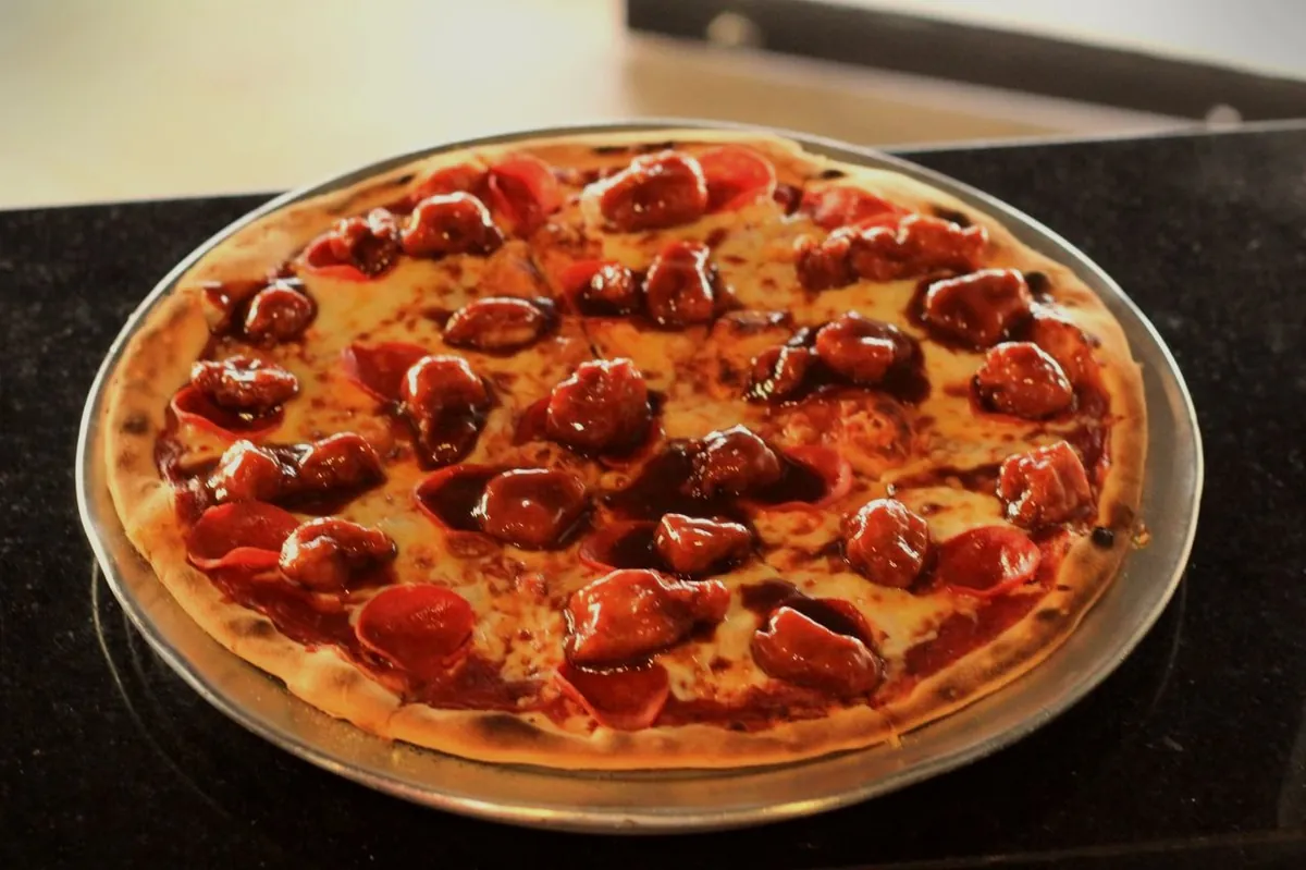 Pizza Boneless